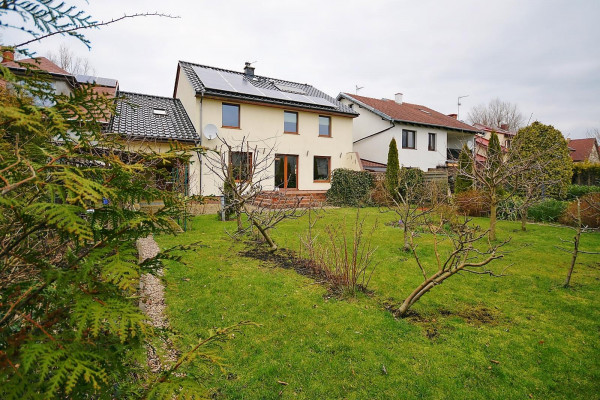 zachodniopomorskie, kołobrzeski, Kołobrzeg, Witkowice, Energooszczędny dom z fotowoltaiką